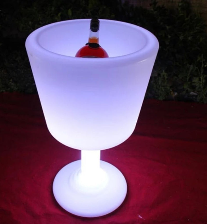 Luminária Champanheira com LED Funny Drinking - Leve suas Celebrações para Outro Patamar!